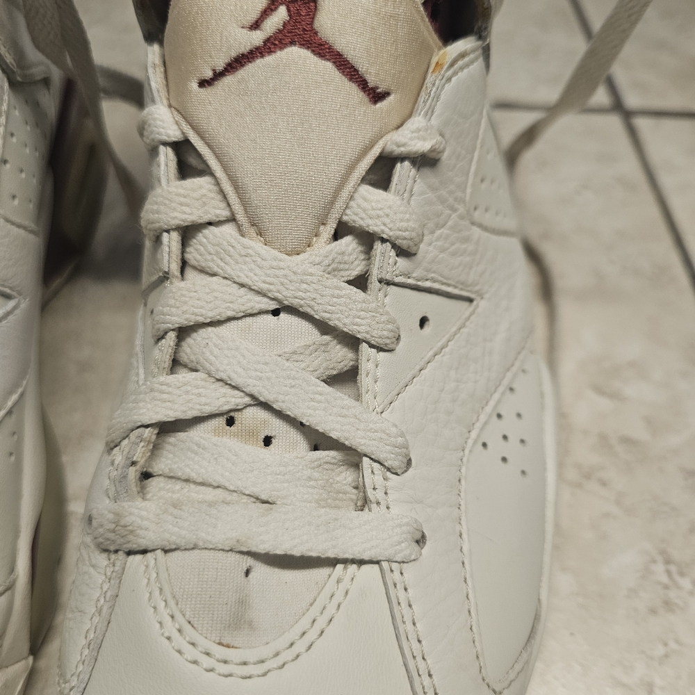 Air Jordan 6 Retro Maroon Nike 8 - Picture 3 of 10